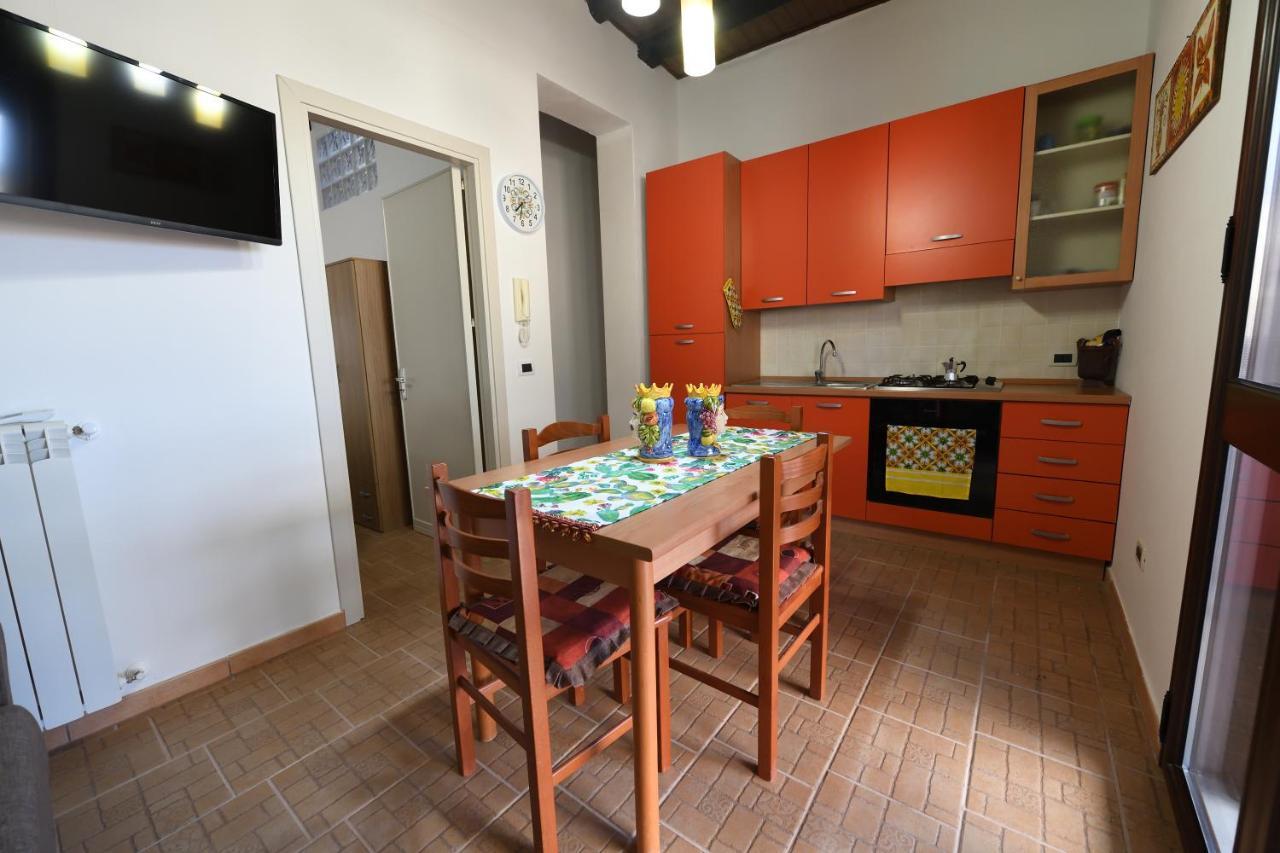 By The Sea Bed and Breakfast Terrasini Εξωτερικό φωτογραφία