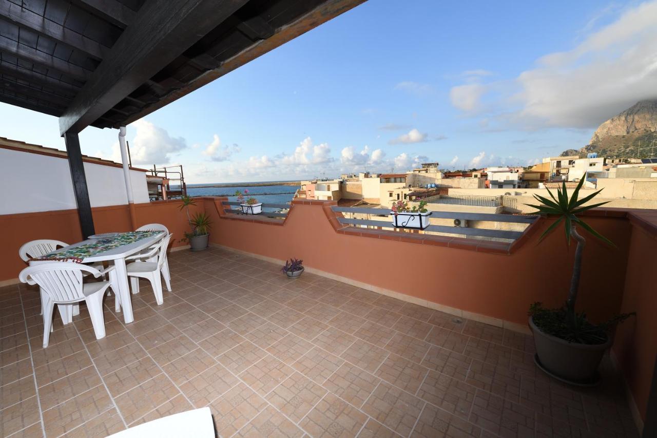 By The Sea Bed and Breakfast Terrasini Εξωτερικό φωτογραφία